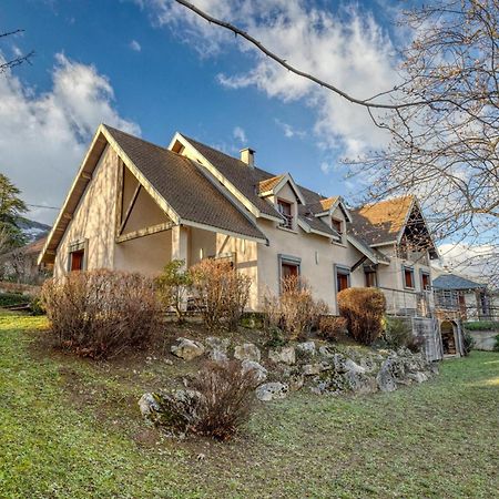 #Hp La Maison Des Lilas Large Family House Sleeps 12 Garden Seyssinet Екстериор снимка