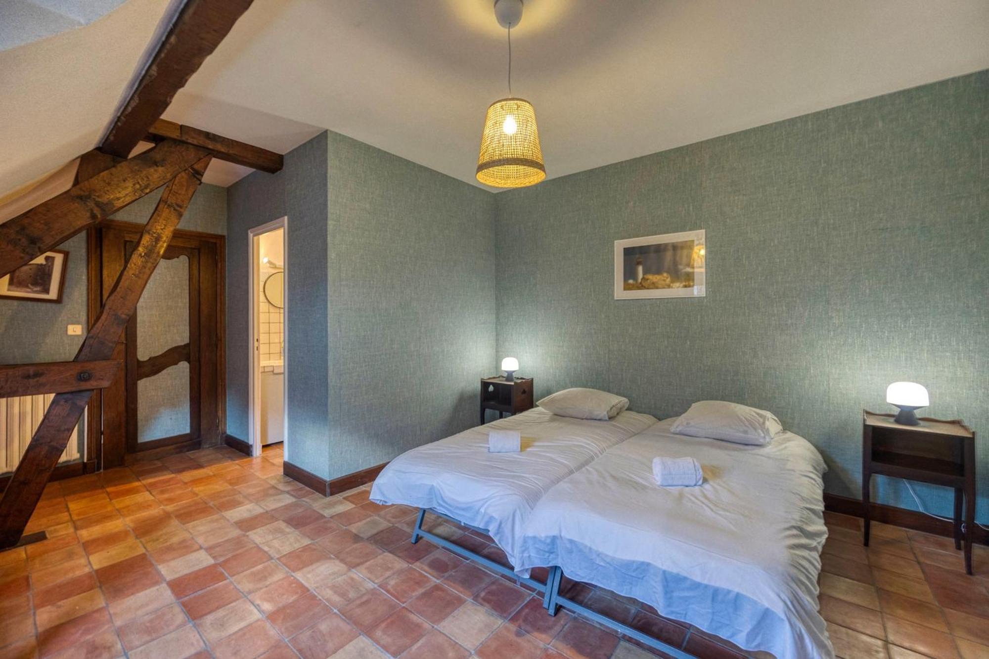 #Hp La Maison Des Lilas Large Family House Sleeps 12 Garden Seyssinet Екстериор снимка