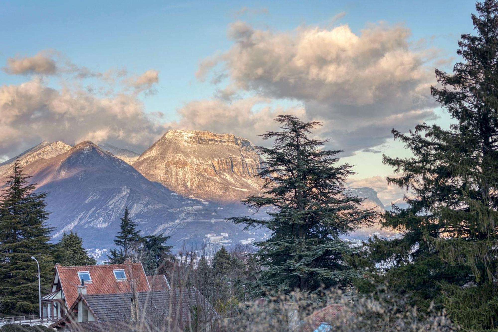 #Hp La Maison Des Lilas Large Family House Sleeps 12 Garden Seyssinet Екстериор снимка
